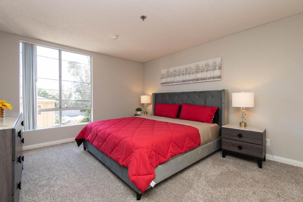 Hollywood Luxe 2br With Rooftop Pool And Breathtaking Views Apartment *